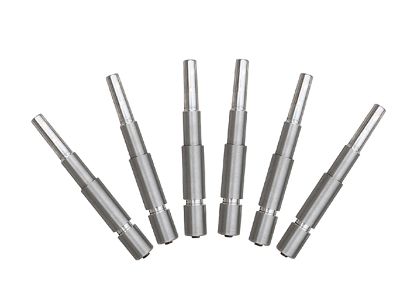 高精度的型芯及螺纹设计